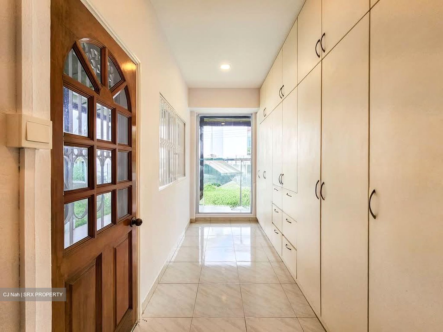 Grove Drive (D10), Semi-Detached #592826871